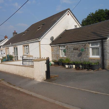 Bed and Breakfast Lletygwilym, Heol Dwr Kidwelly Zewnętrze zdjęcie